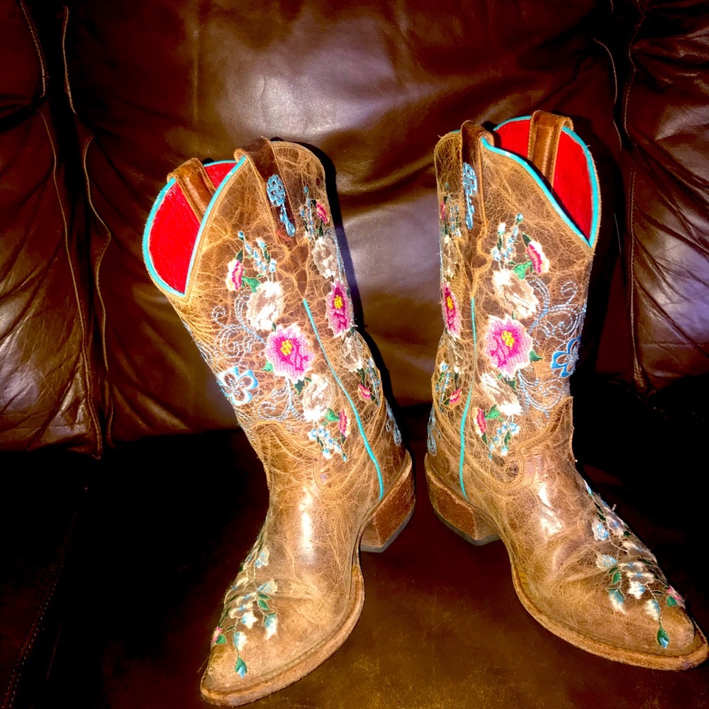 Macie Bean by Anderson Bean rose garden boots